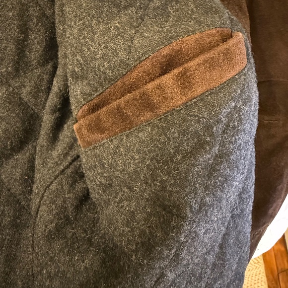 J CREW Men's Chocolate Suede Car Coat with Quilted Lining - Picture 9 of 10